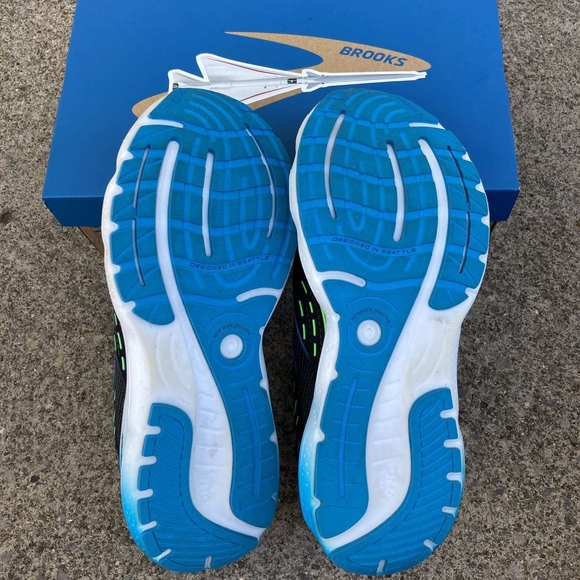 Brooks Glycerin 20 - Black, Blue, and Green. Size 9.5 Mens - Picture 5 of 6